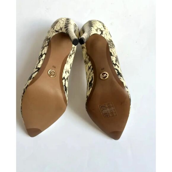 Michael Kors "Dorothy" Snake Embossed Goat Leather Pointed Toe Pumps 3" Heel - Picture 4 of 9